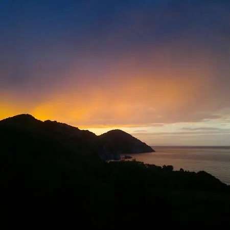 アパート Sansone